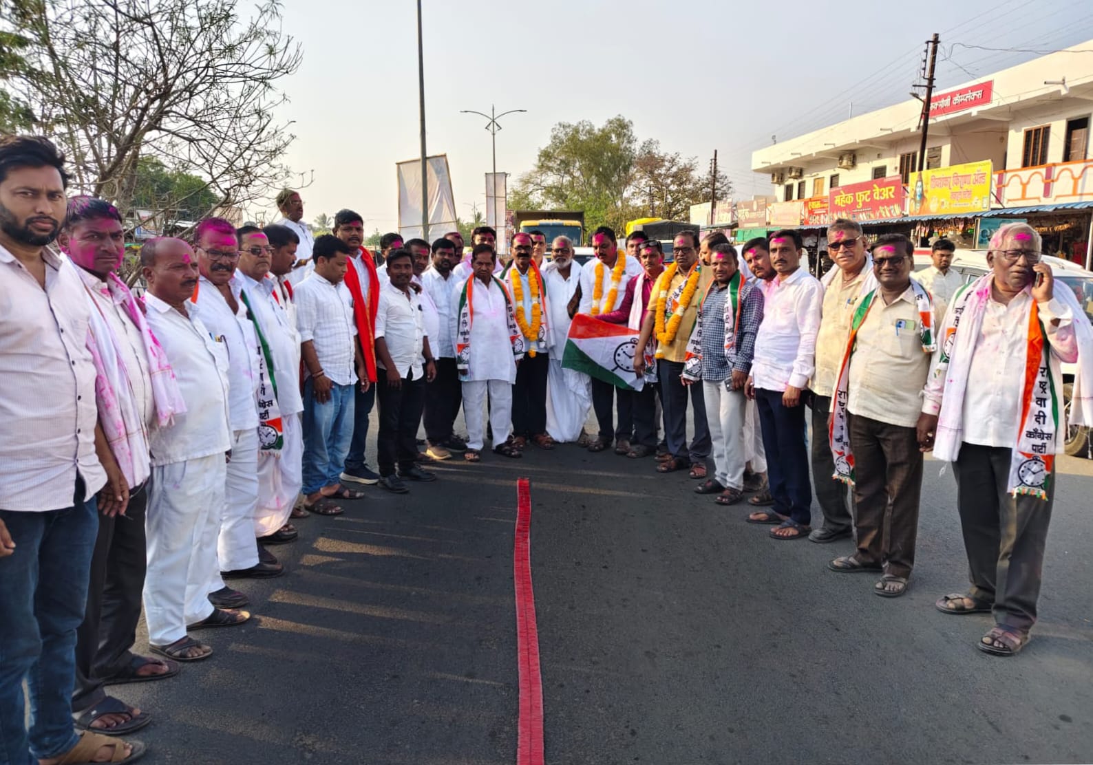 बिलोली खरेदी-विक्री संघ निवडणुकीत खतगांवकर गटाचे यश; भाजपच्या ठक्करवाड गटाला मोठा धक्का