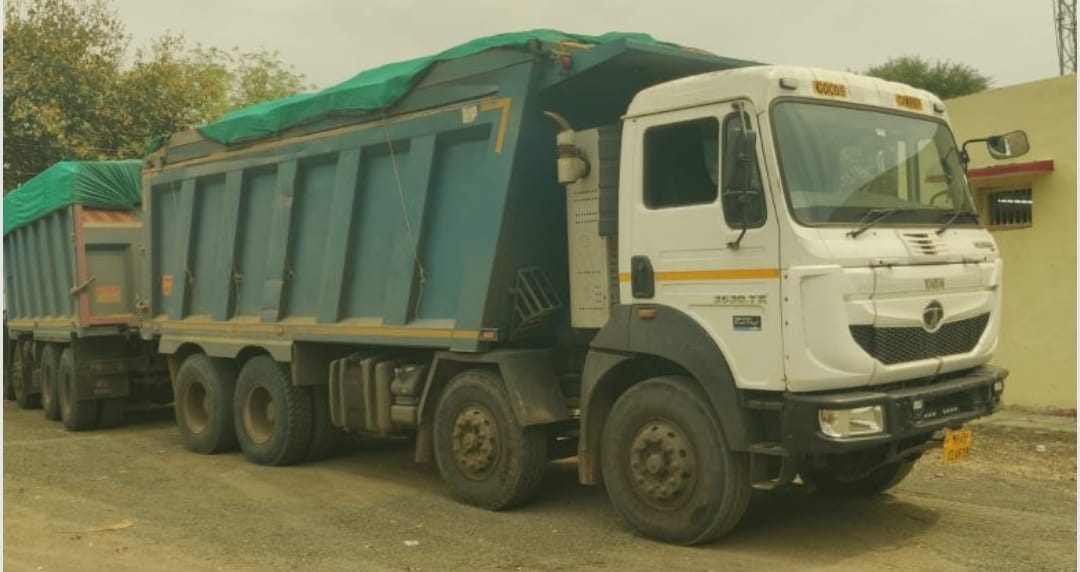 प्रशिक्षणार्थी पोलीस अधीक्षकांनी पकडलेल्या त्या दोन हायवावर दंडात्मक व फौजदारी कार्यवाही होणार?